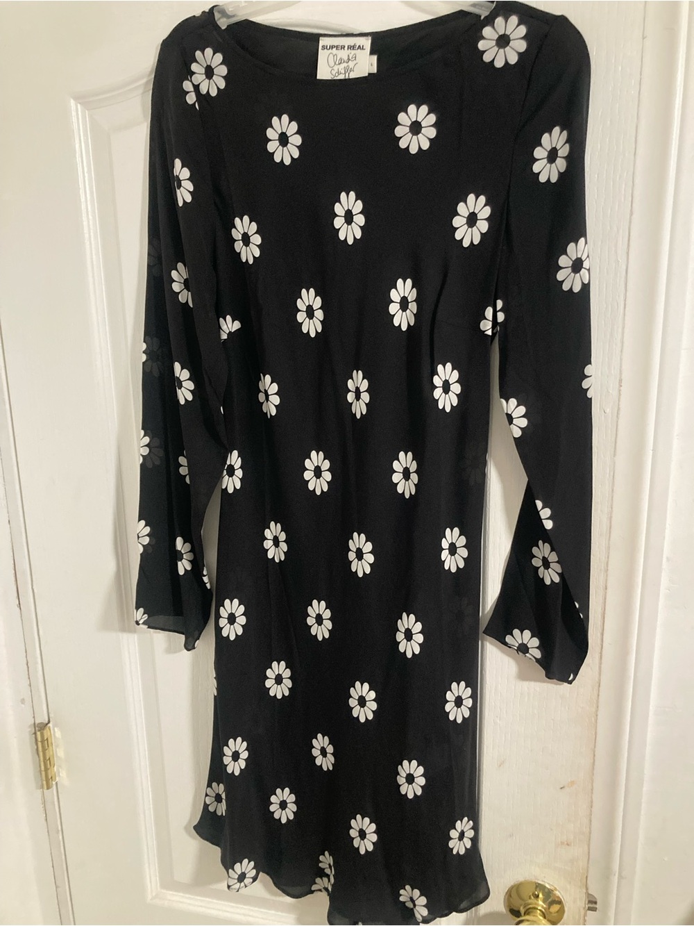 Realisation Par The Cosima Black Mini Dress with White Daisy Print - Picture 3 of 9